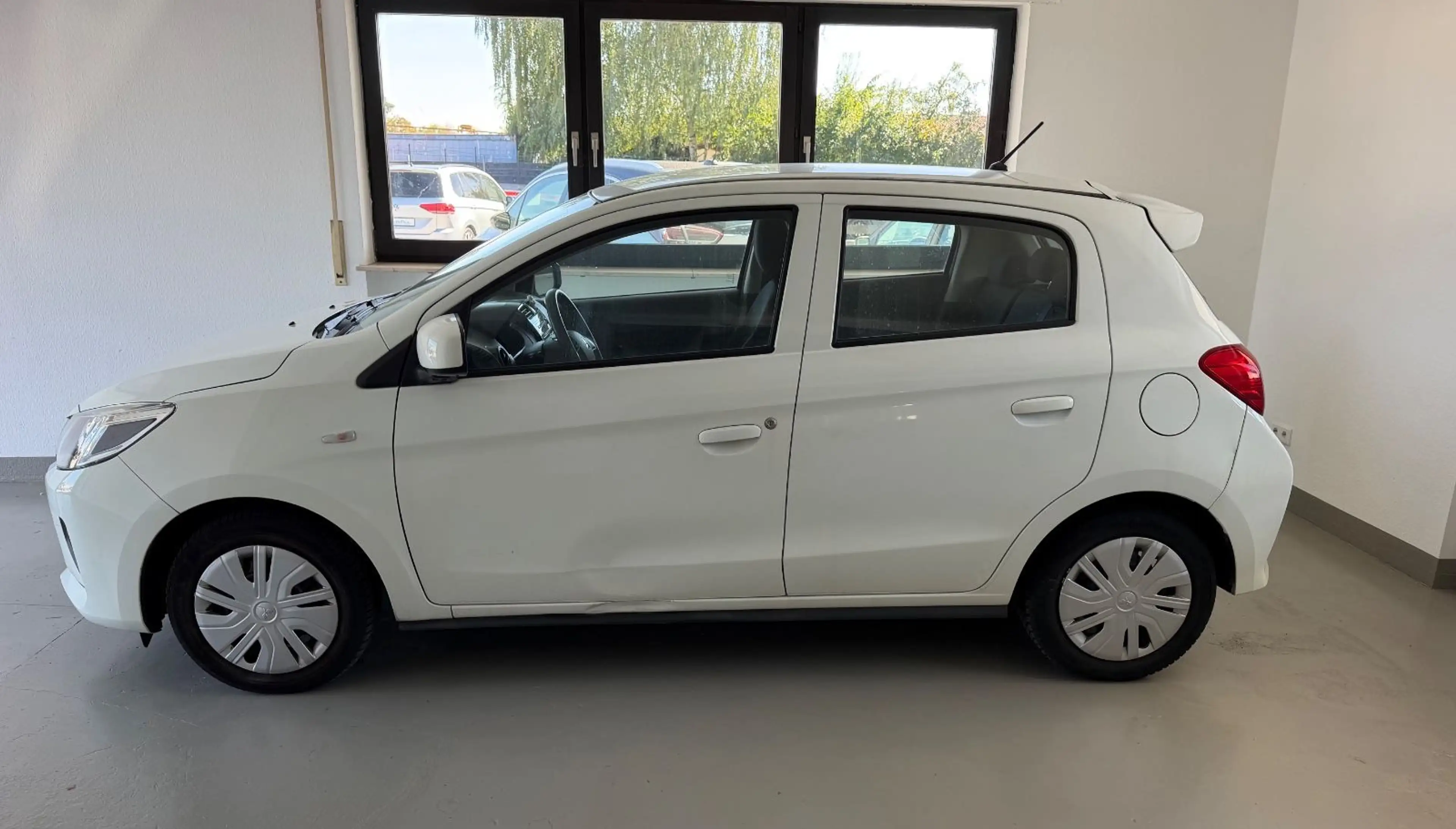 Mitsubishi Space Star Intro Edition 5-türig,Klima — photo 4