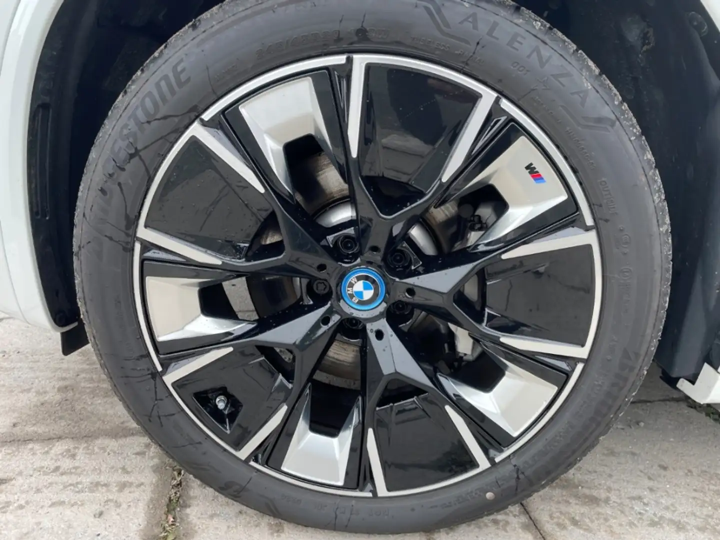 BMW iX3 Impressive M Sport AHK 20 Zoll Head-Up Voll! Weiß - 2