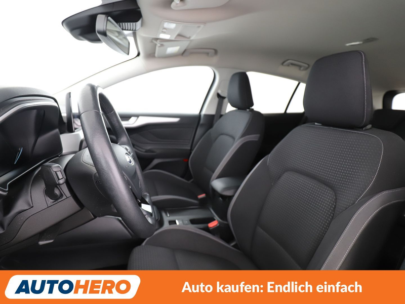 Ford Focus 1.0 EcoBoost Cool&Connect*NAVI*SPUR*PDC*SHZ*KLIMA* — photo 10