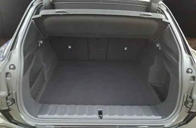 BMW X2 view 8