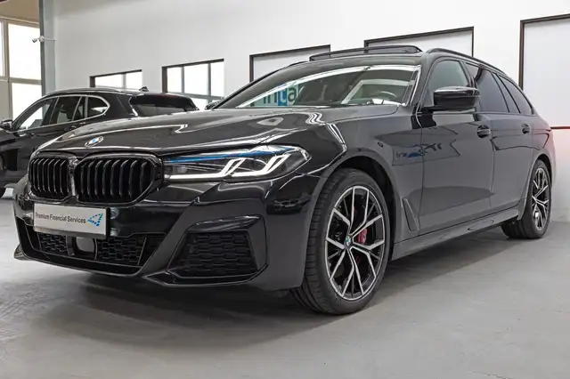 BMW 530 ix Touring M Sport Laser HUD Pano DAPro H&K!