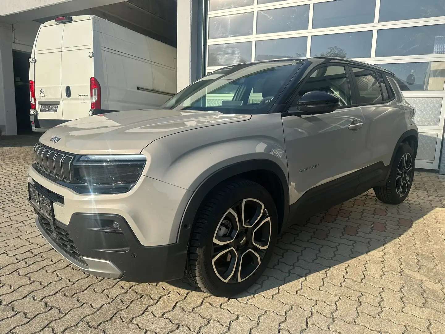 Jeep Avenger Summit Mild-Hybrid / Mwst ausweisbar Beige - 2