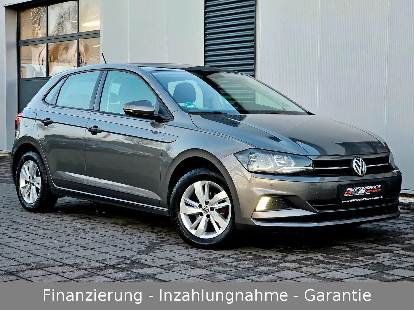 Volkswagen Polo VI 1.0 Comfortline + ParkPilot + 2 Hd + TOP Grigio - 1