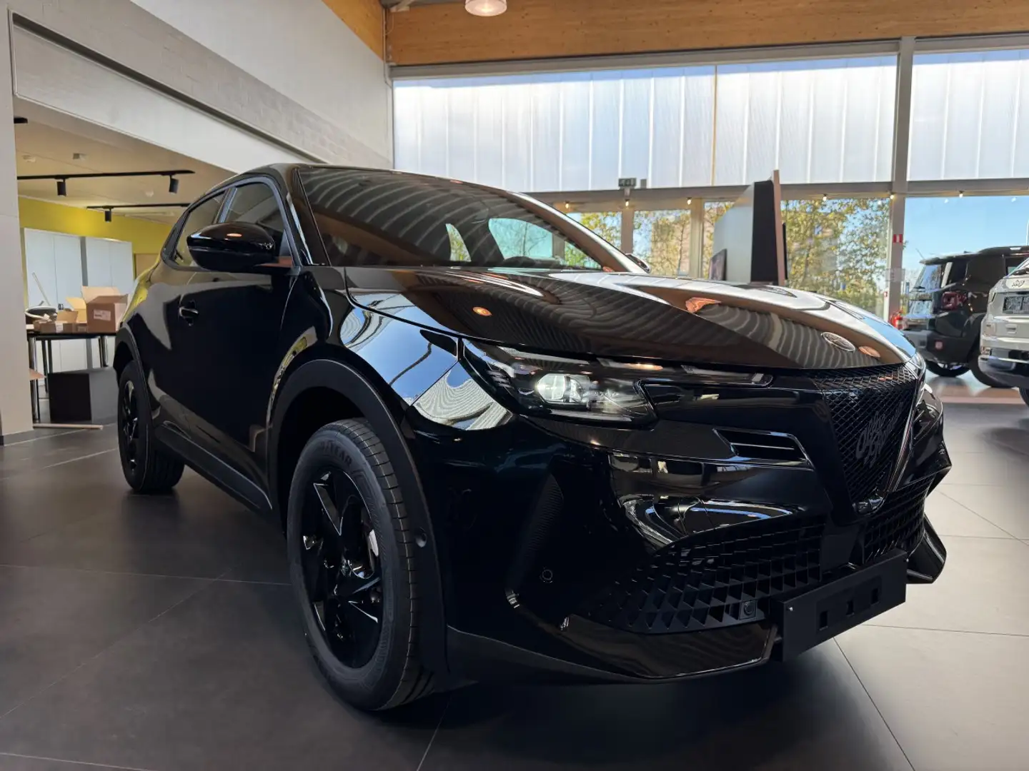 Alfa Romeo Junior 1.2 Ibrida 145PK Noir - 2