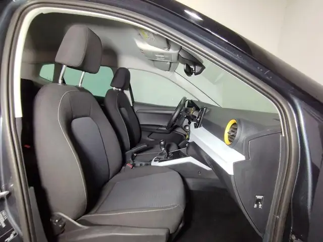 Seat Arona view 5
