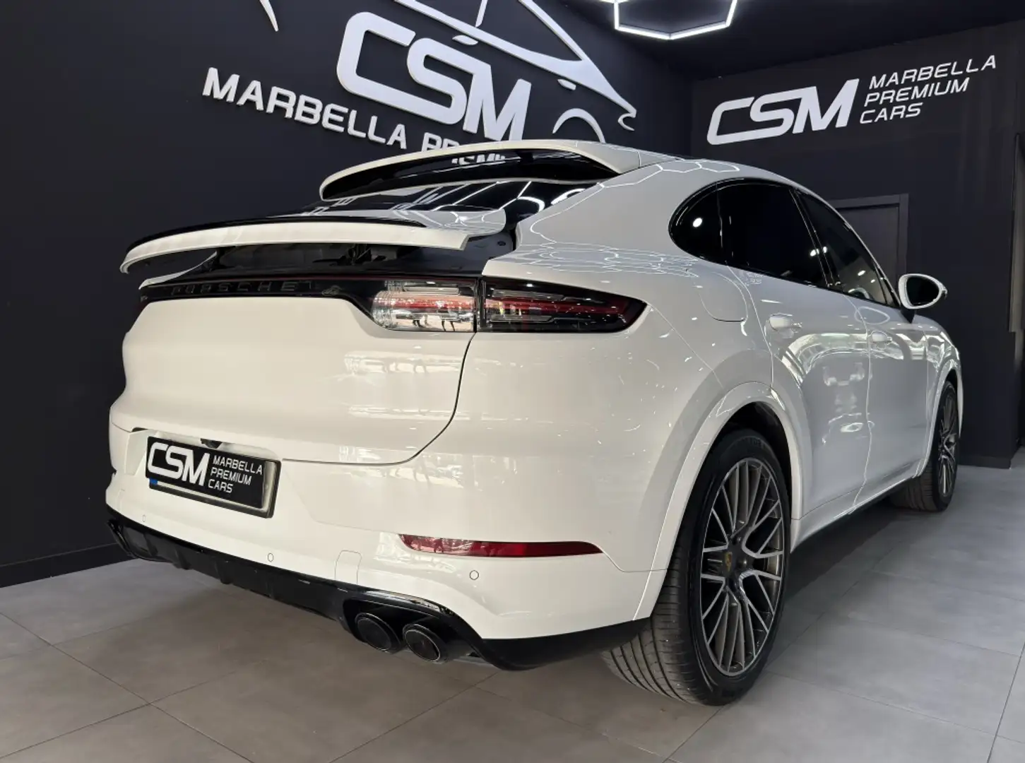 Porsche Cayenne Platinum Edition Coupé Aut. Blanco - 2