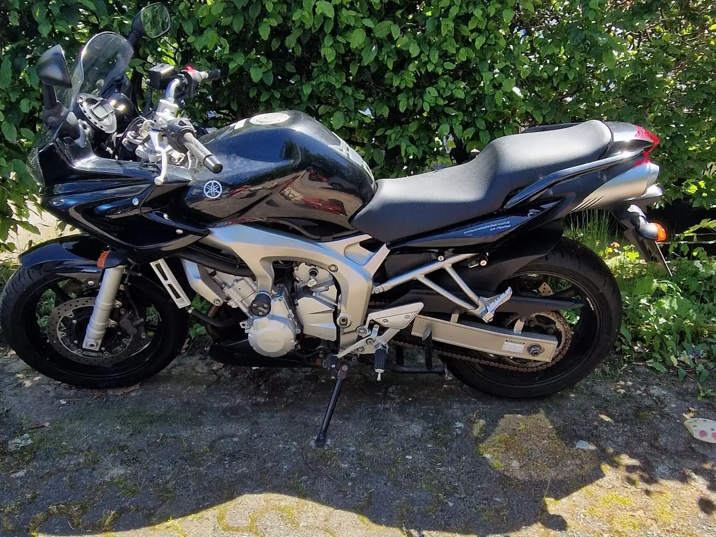 Yamaha FZ 6 Yamaha Fazer 600 Černá - 1