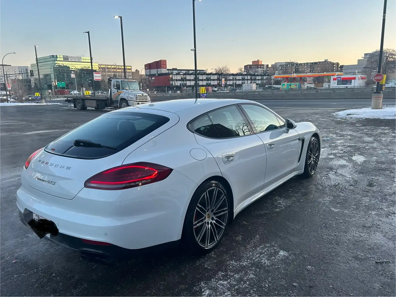 Porsche Panamera снимка Porsche Panamera