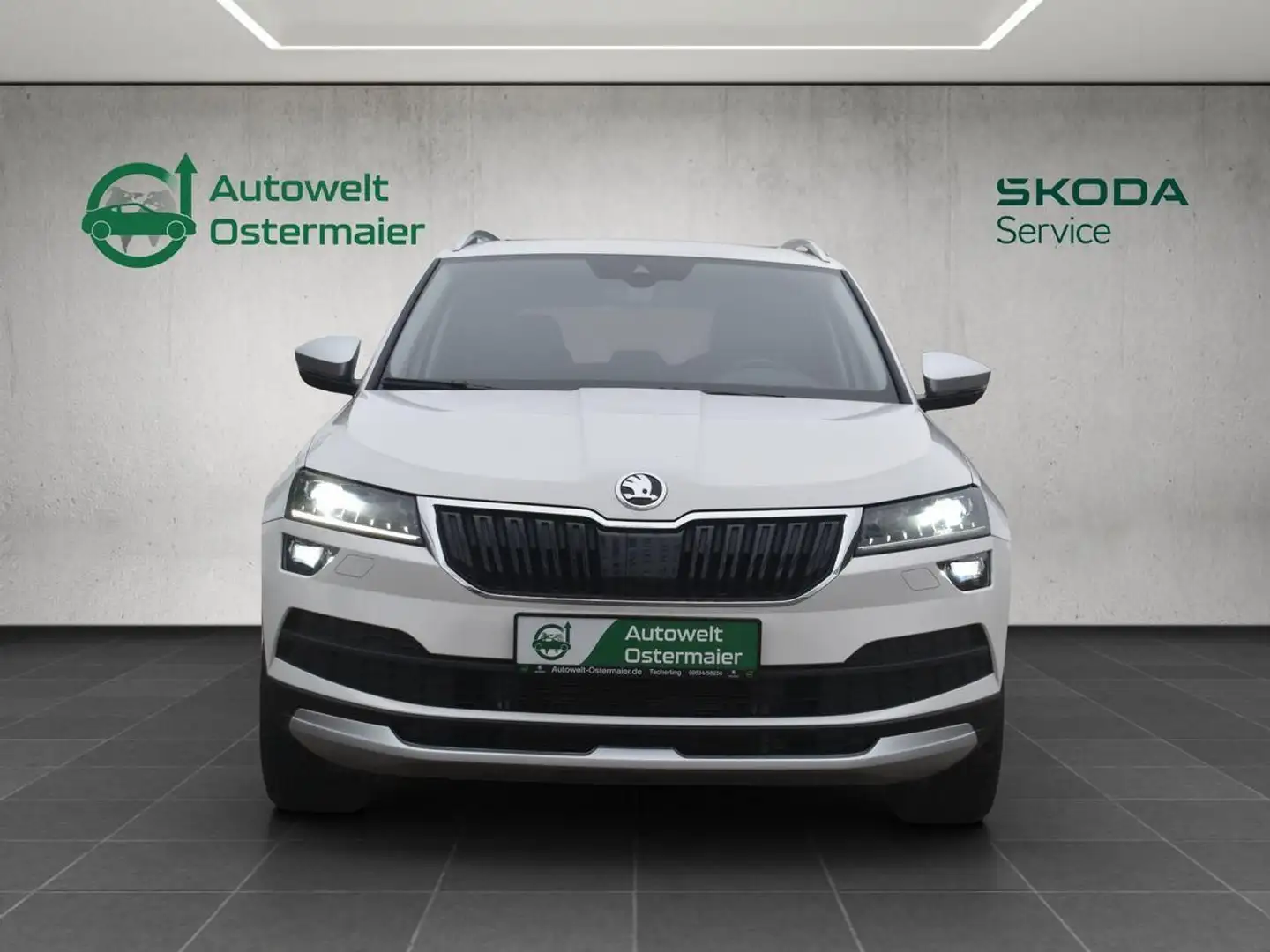 Skoda Karoq 1.5 TSI DSG 4x4 Scout*Smartlink*ACC*LED* Weiß - 2