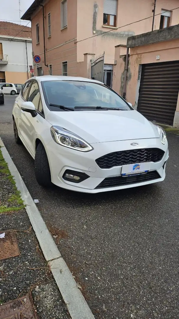 Ford Fiesta 1.0 Ecoboost Hybrid 125 CV 5 porte Active Weiß - 1