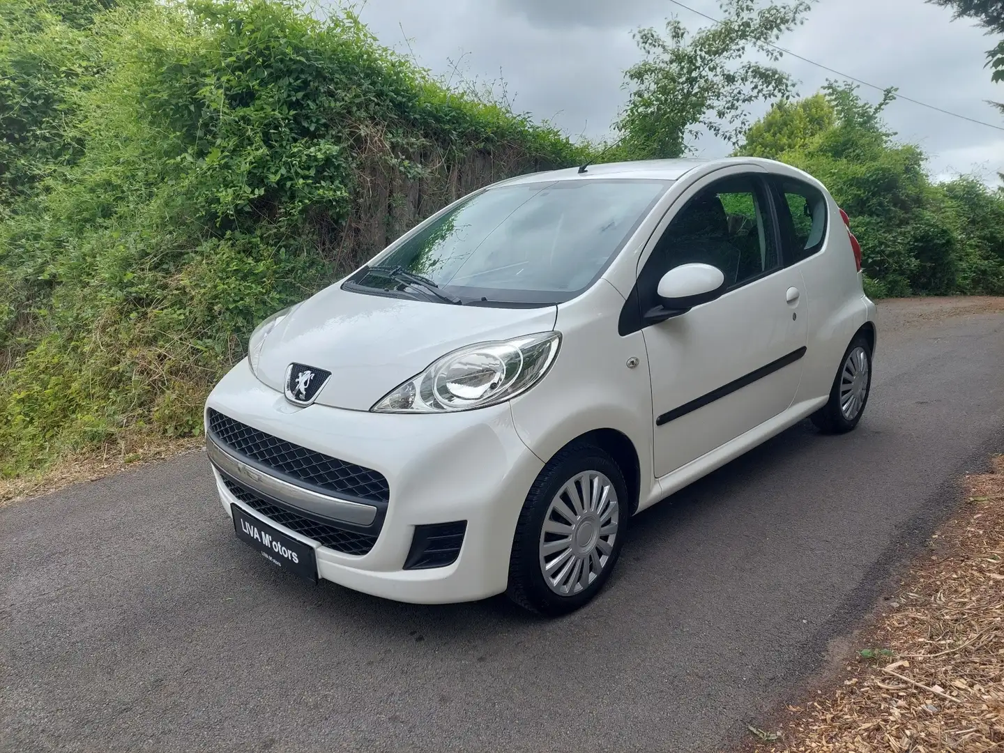 Peugeot 107 1.0i * Moteur TOYOTA Euro 5 * Garantie 12 Mois Blanc - 1