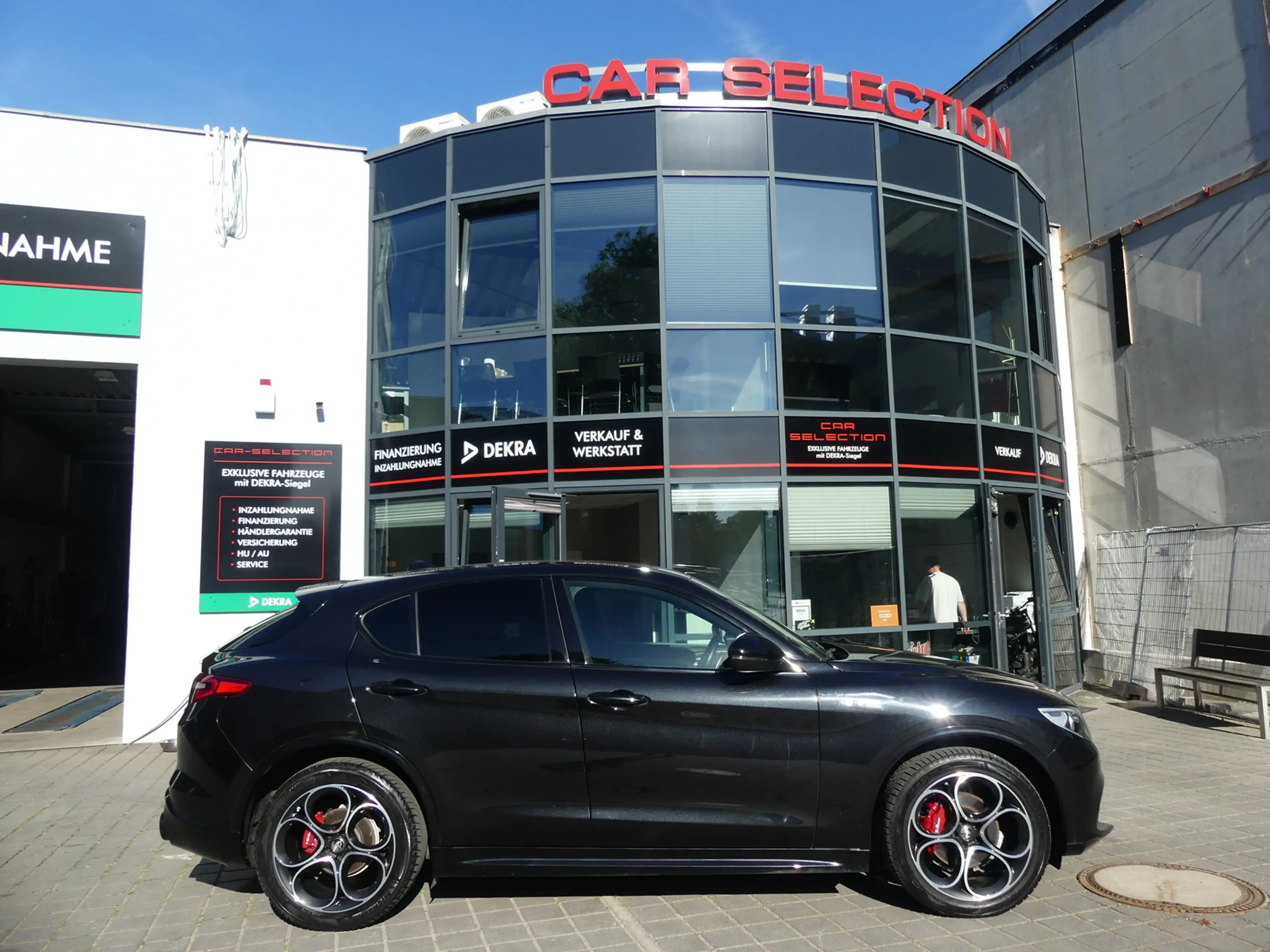 Alfa Romeo Stelvio Veloce 2.0 Turbo Q4 Veloce LEDER/ACC/KAM — photo 14