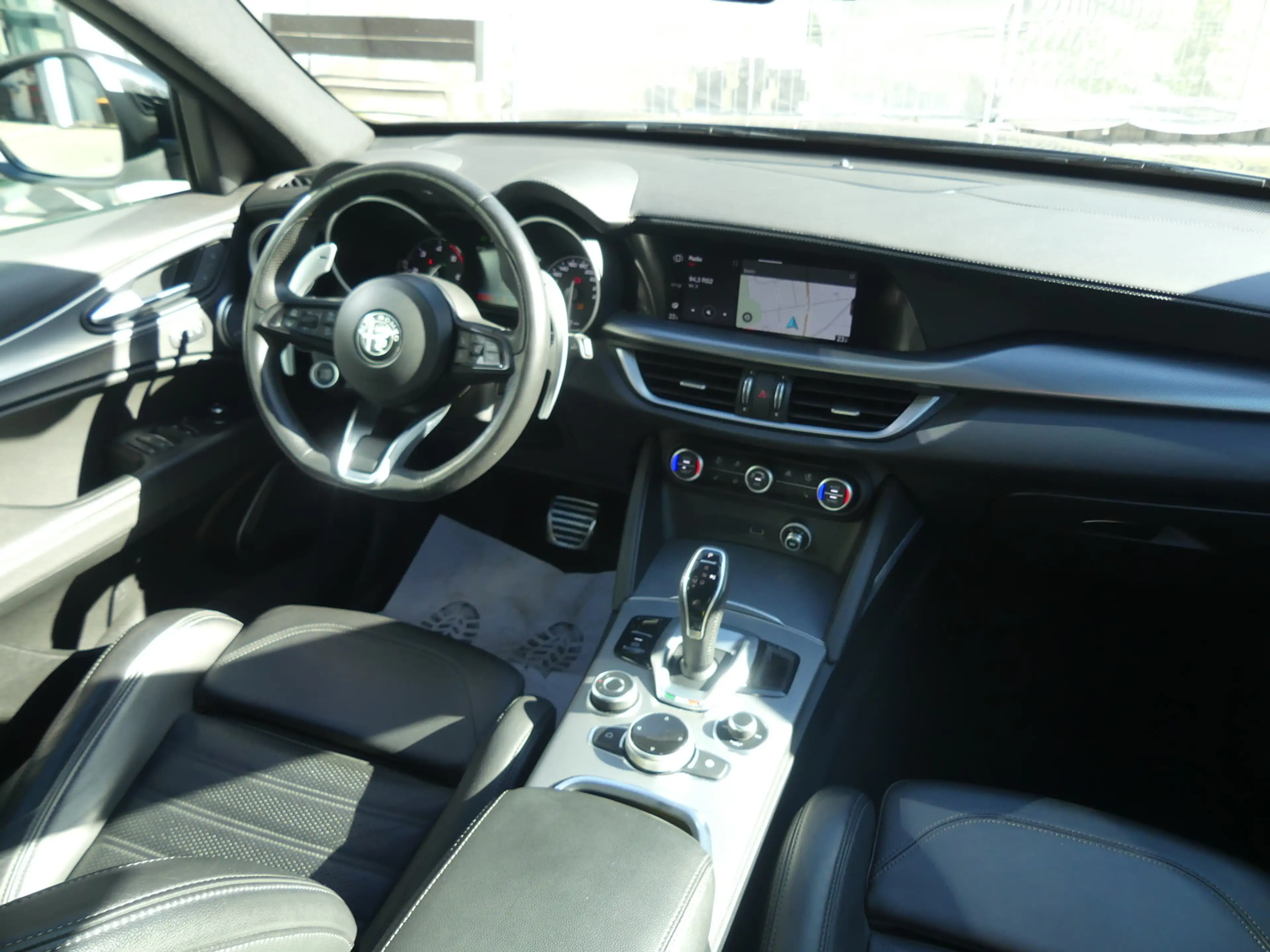 Alfa Romeo Stelvio Veloce 2.0 Turbo Q4 Veloce LEDER/ACC/KAM — photo 3