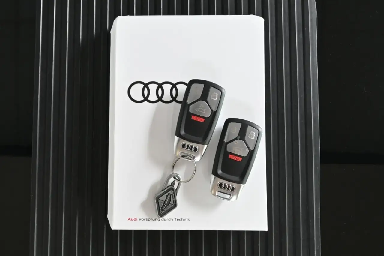Audi Q5 снимка Audi Q5