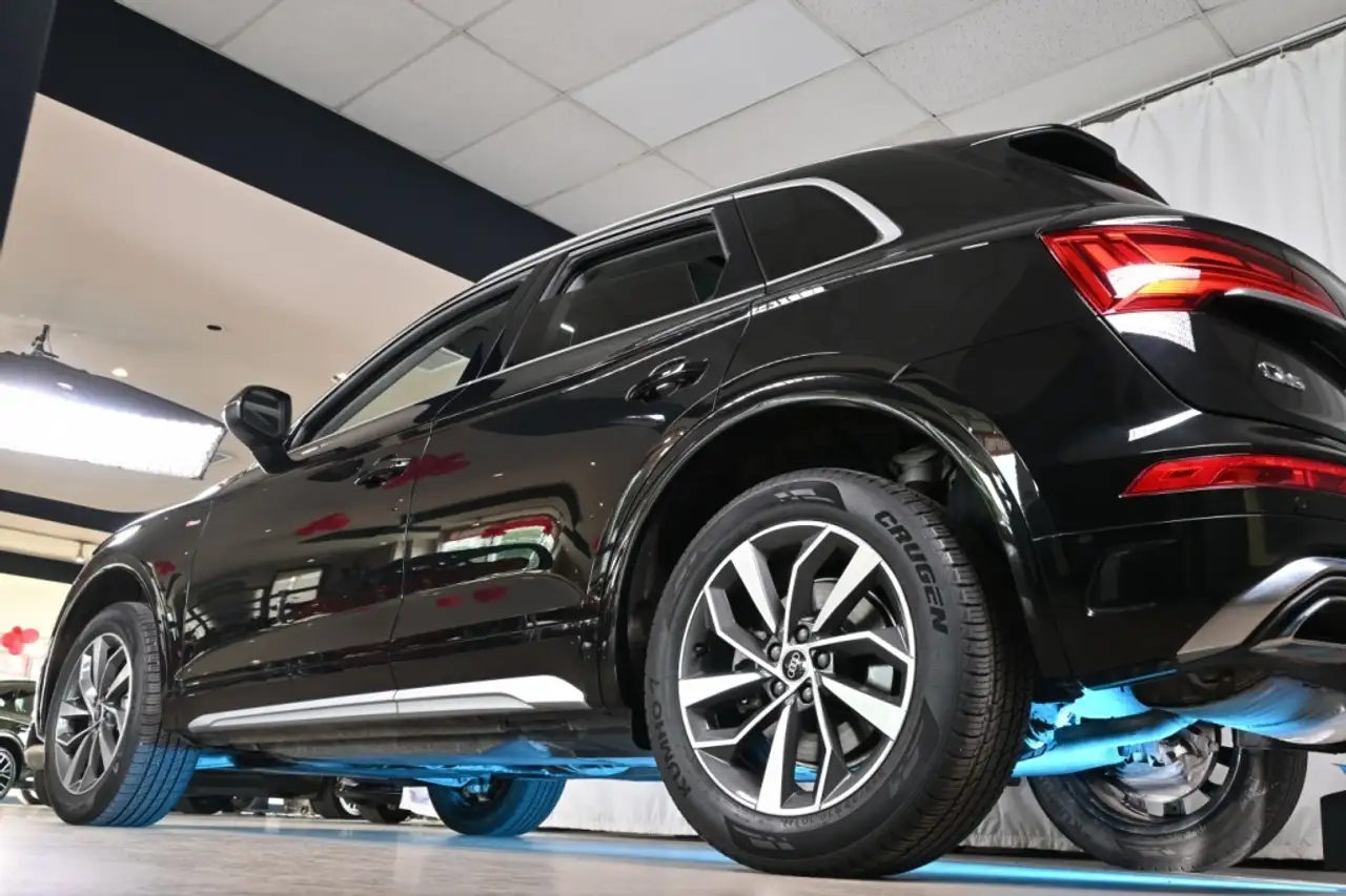 Audi Q5 снимка Audi Q5
