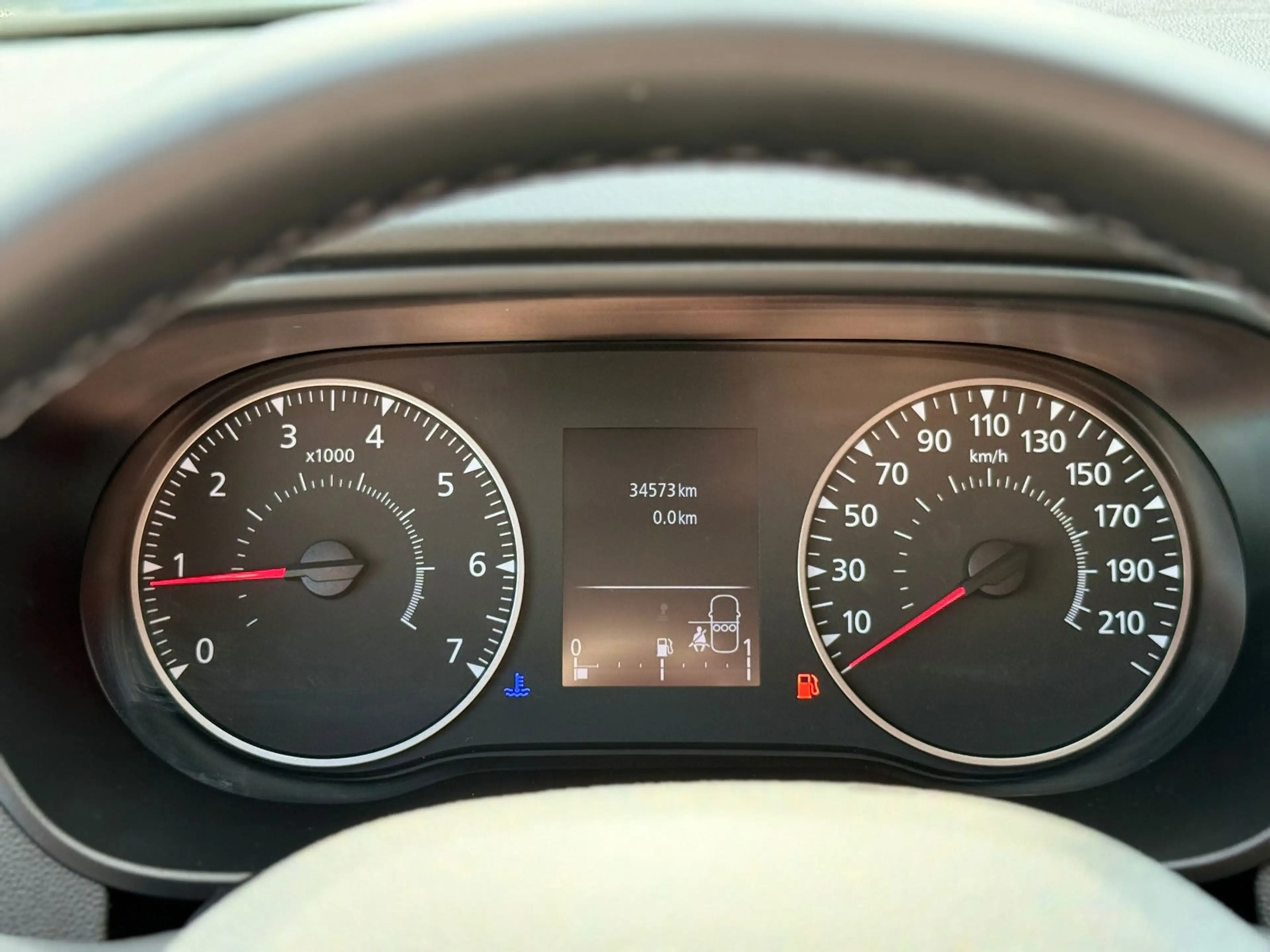 Dacia Duster II Extreme 4WD dCi 360CAM SHZ NAV LED — photo 12