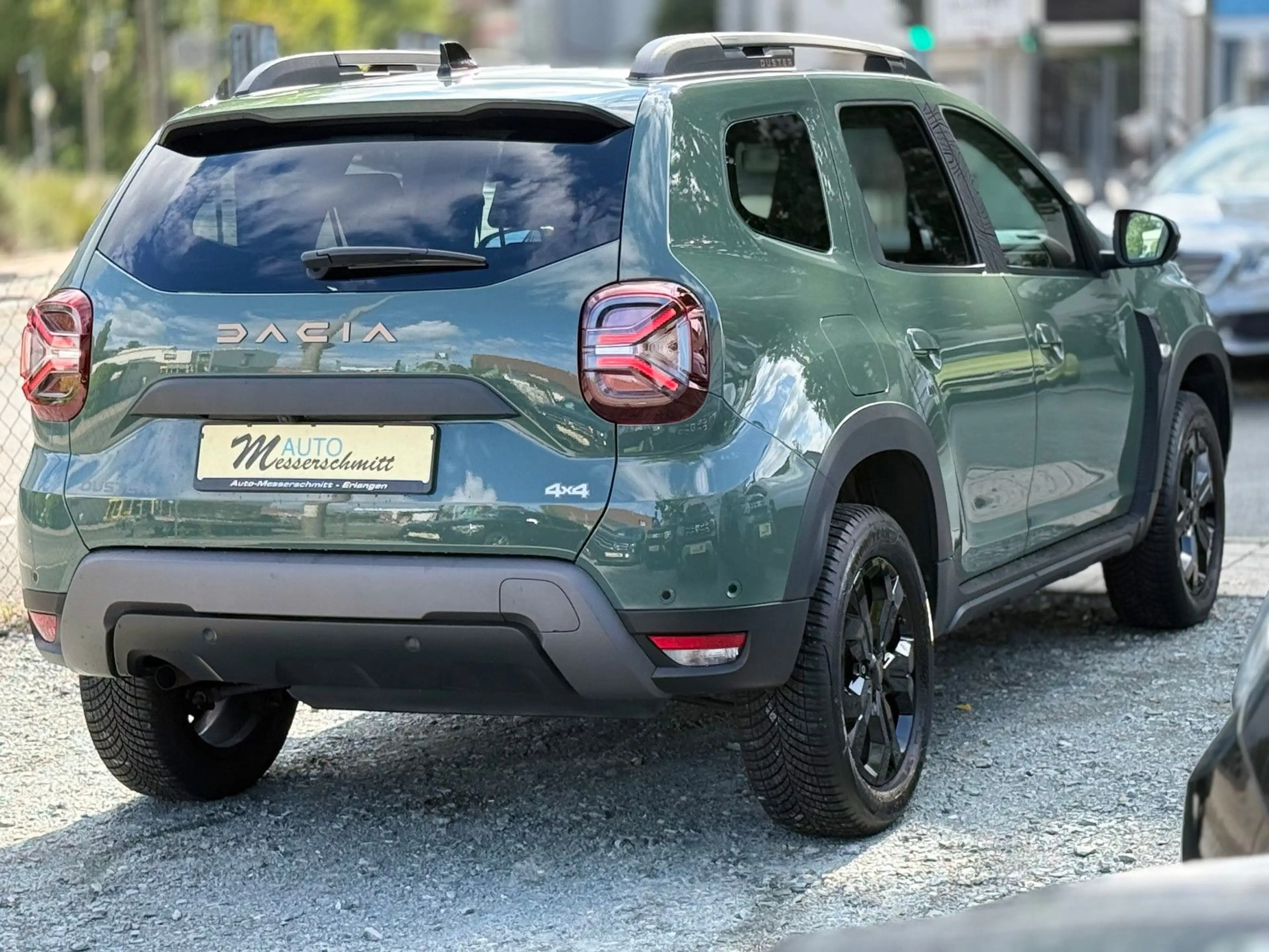 Dacia Duster II Extreme 4WD dCi 360CAM SHZ NAV LED — photo 4