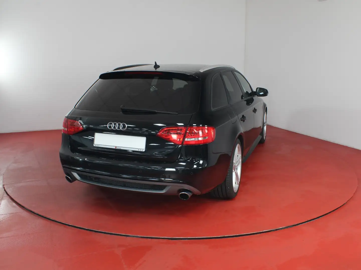 Audi A4 Avant S-Line 2.0TFSI quattro TÜV bis 04/27 Navi B Schwarz - 2