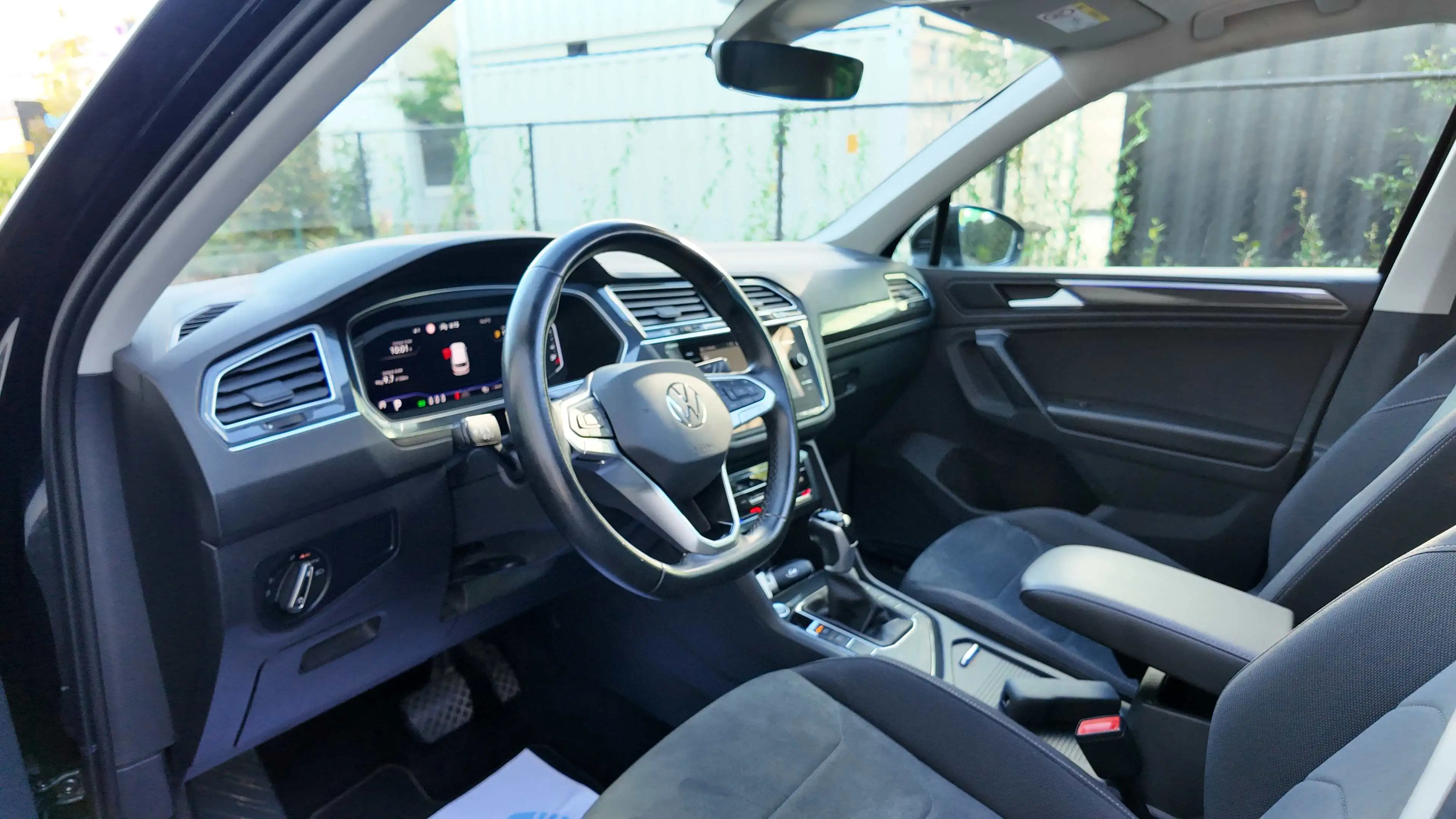 Volkswagen Tiguan 2.0TDI Elegance DSG Pano/Virtual Cockpit/Led TVA — photo 7