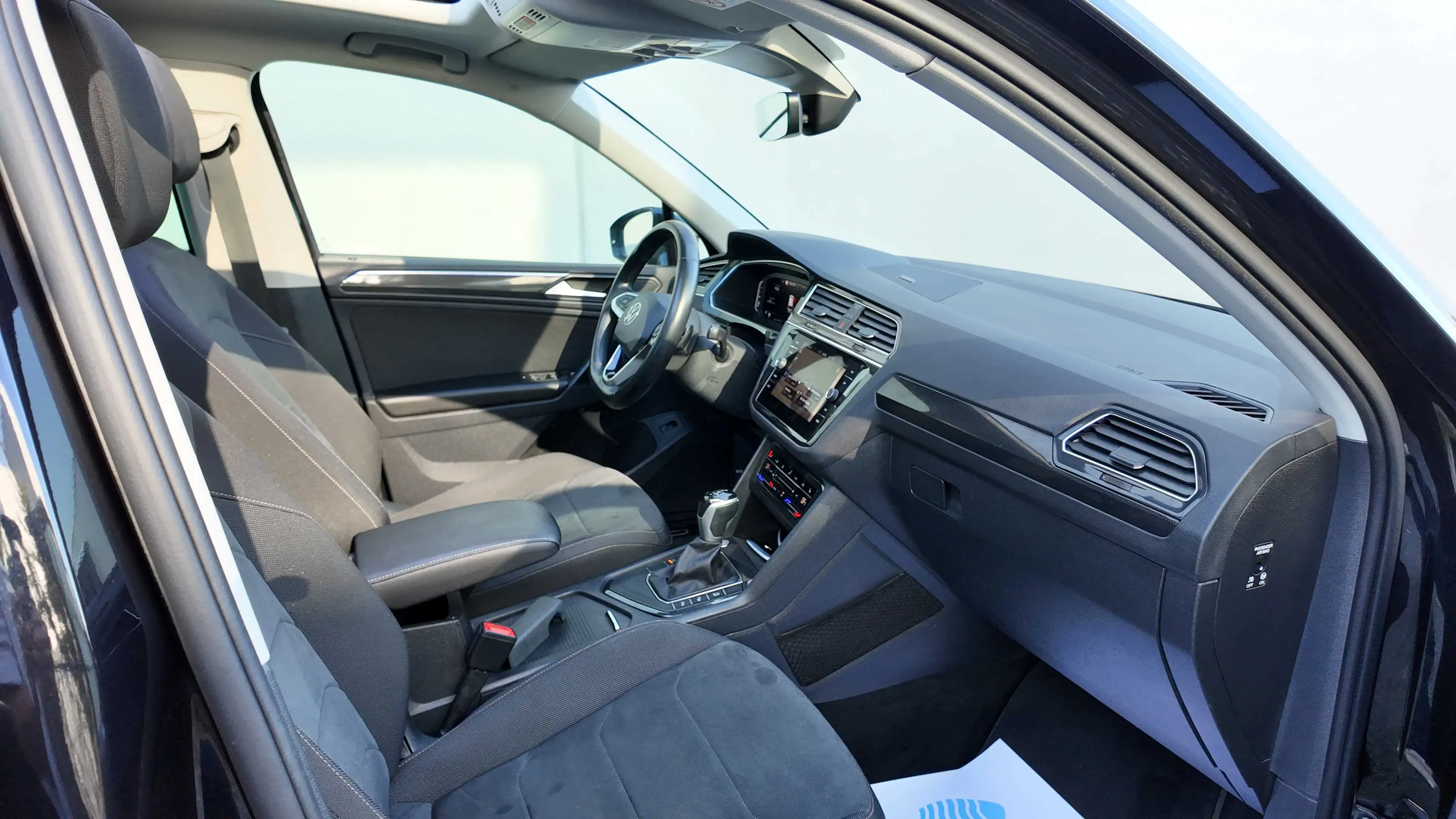Volkswagen Tiguan 2.0TDI Elegance DSG Pano/Virtual Cockpit/Led TVA — photo 9