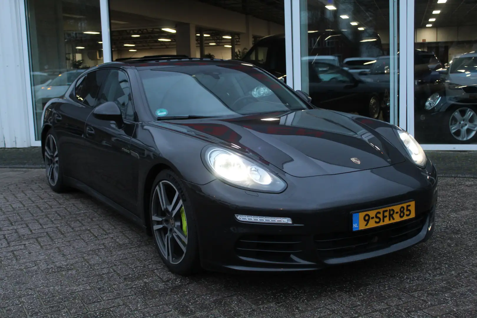 Porsche Panamera 3.0 S E-Hybrid//Schuifdak//Navi//ECC!! Grijs - 2