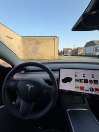 Tesla Model 3 Standard Range Plus