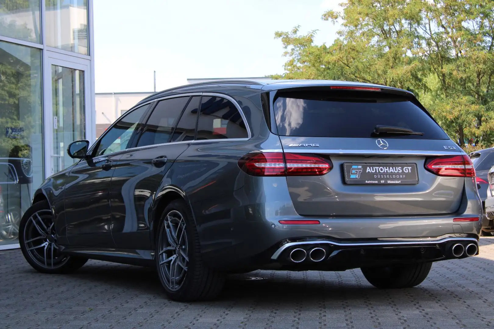 Mercedes-Benz E 53 AMG E 53 T AMG 4Matic+/Pano/ACC/360°/AHK/JungeSterne Grigio - 2