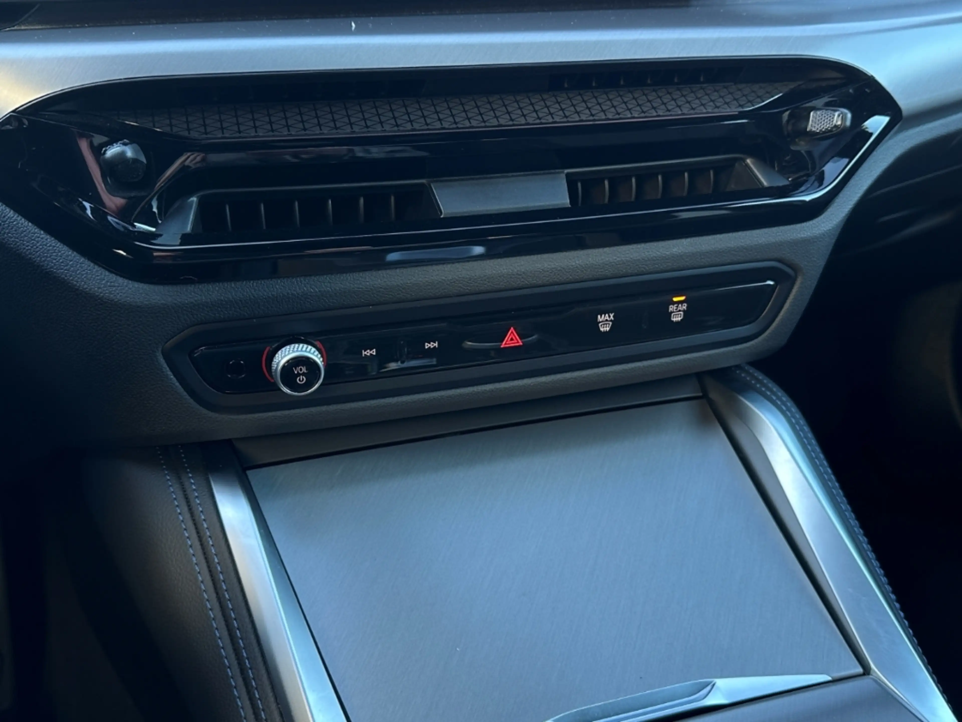 BMW 230 i MSPORT LC-PROF HUD PA+ KEYLESS AHK SHADOW — photo 11