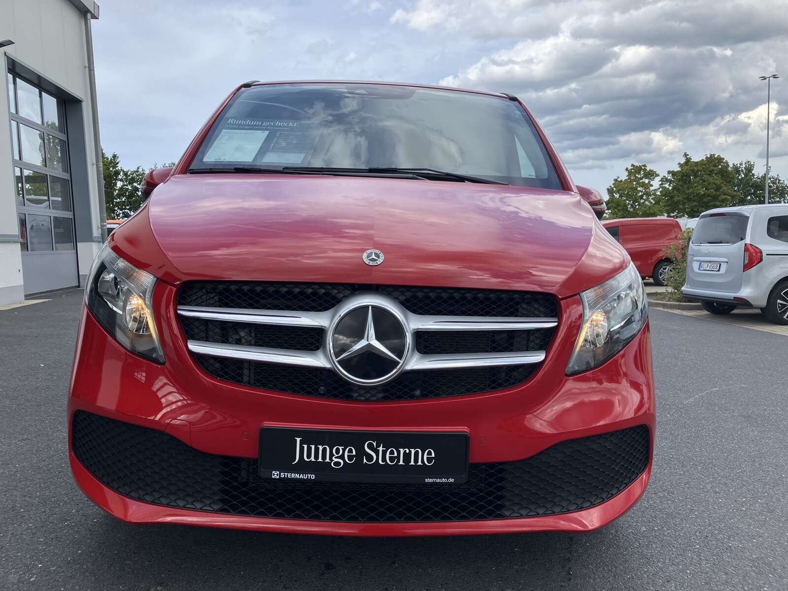 Mercedes-Benz V 220