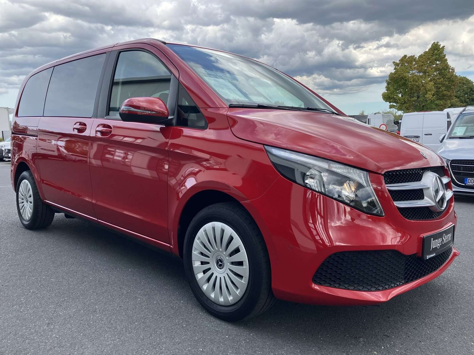 Mercedes-Benz V 220