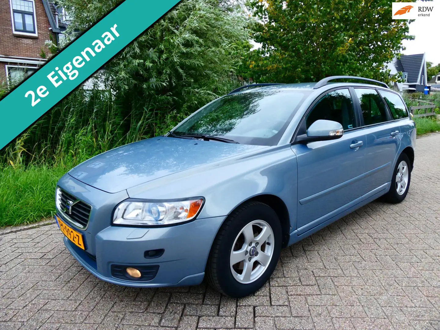 Volvo V50 2.0 Edition 146pk Clima Cruise PDC Xenon Youngtime Grijs - 1