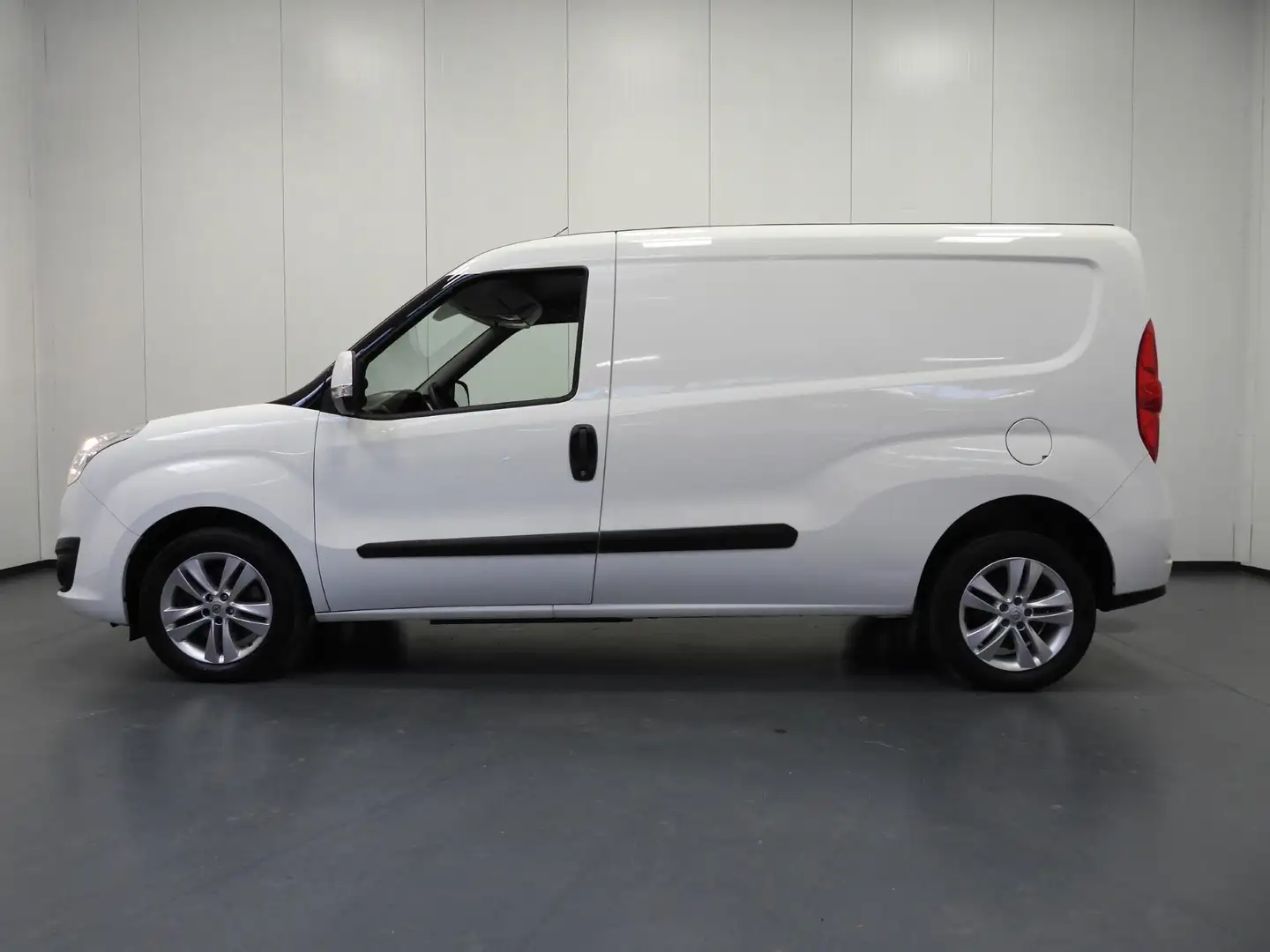 Opel Combo 1.3 CDTi L2H1 Sport NAVI/CAMERA/AIRCO/15"LMV! Blanc - 2
