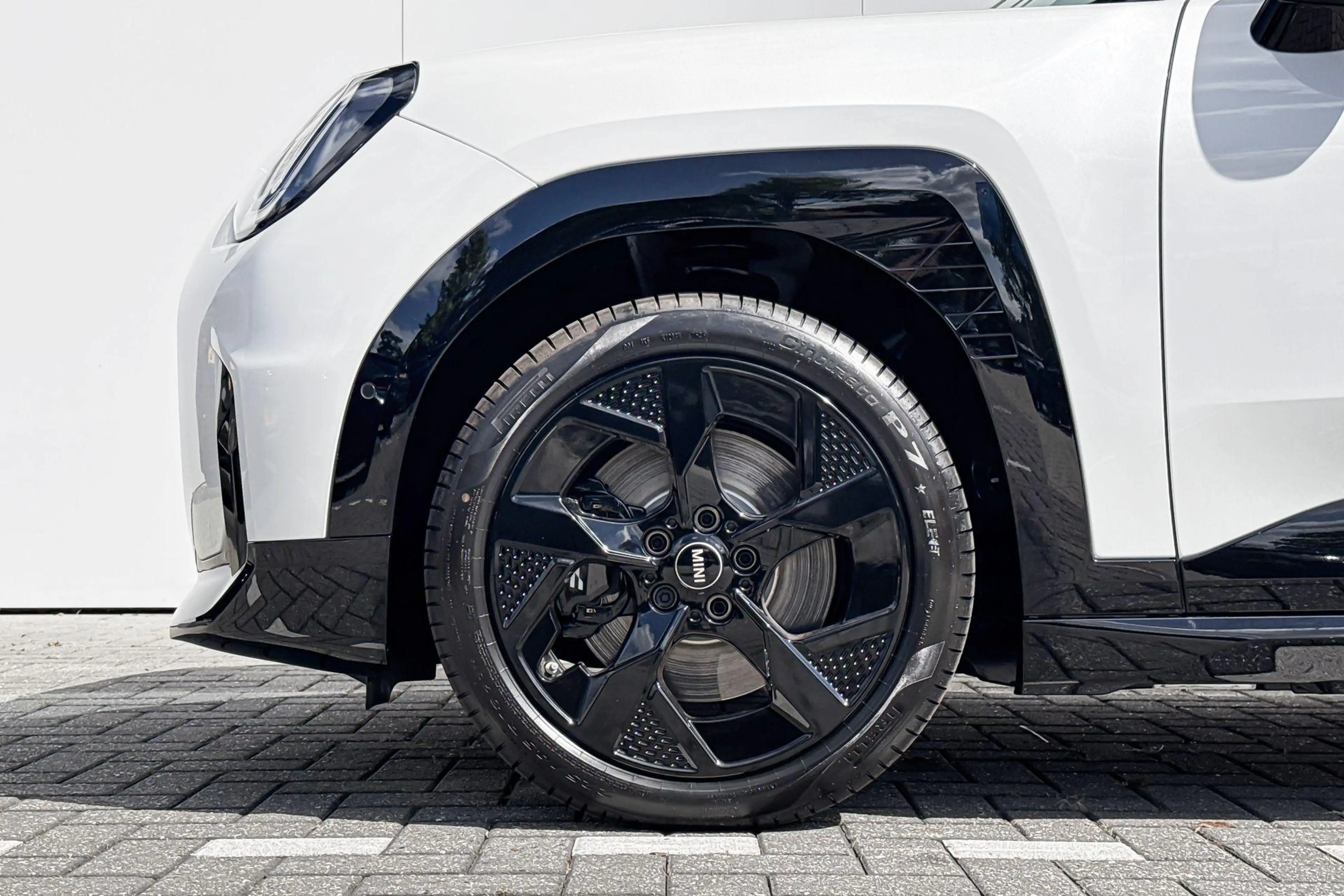 MINI Aceman E John Cooper Works S 42.5 kWh | 18 Inch John Coop — photo 3