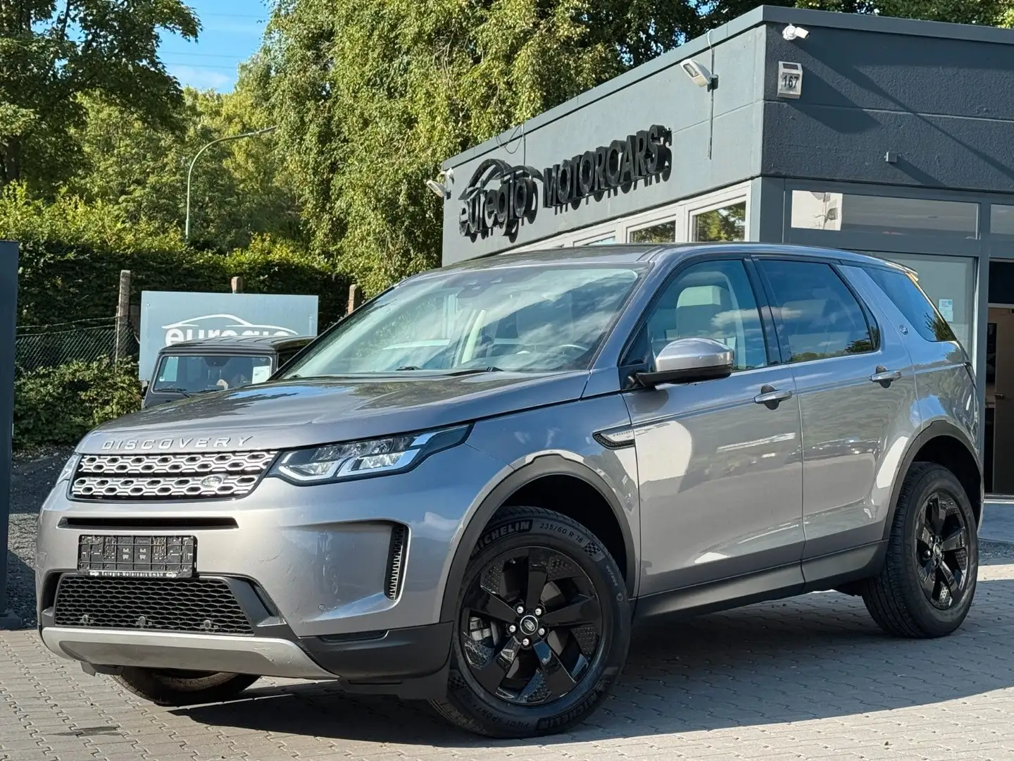 Land Rover Discovery Sport S AWD Aut. 1 Hand - LED  /// Grau - 1