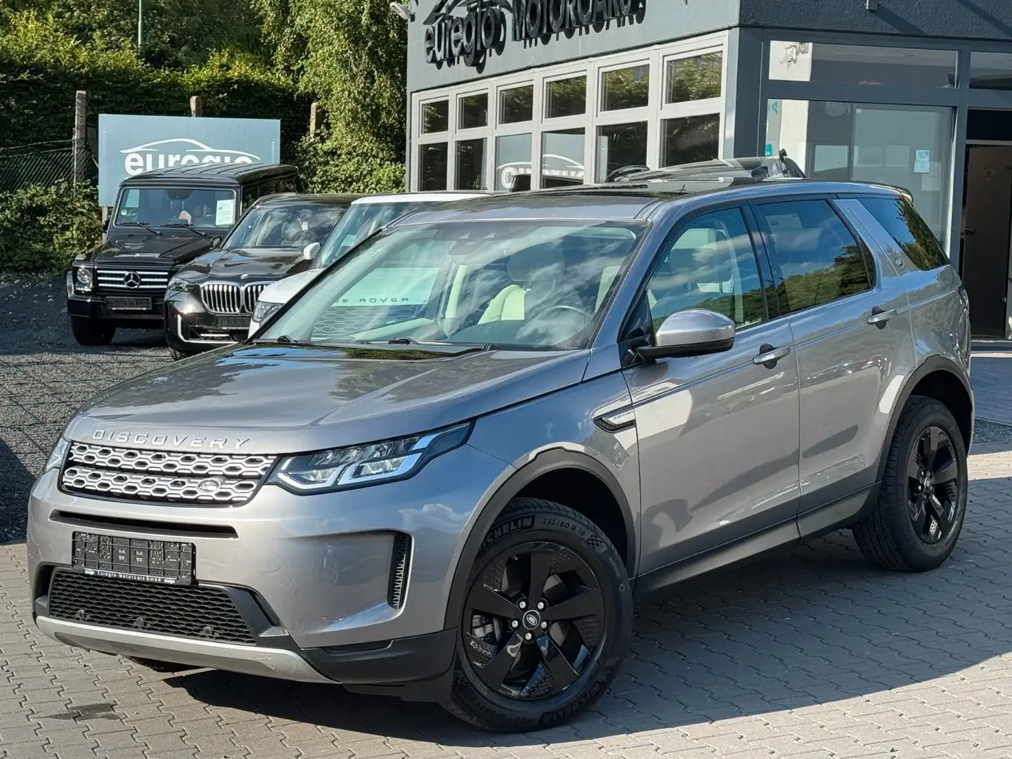 Land Rover Discovery Sport S AWD Aut. 1 Hand - LED  /// Grau - 2