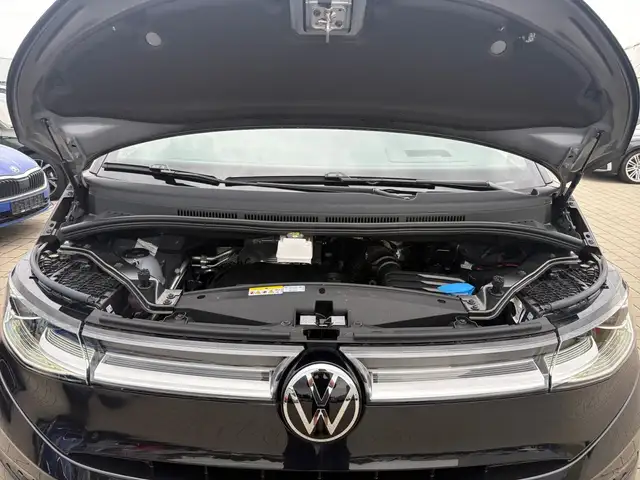 Volkswagen Multivan view 13