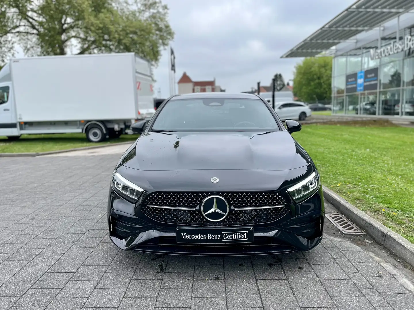 Mercedes-Benz A 180 A Sedan 180 d AMG Line - 2
