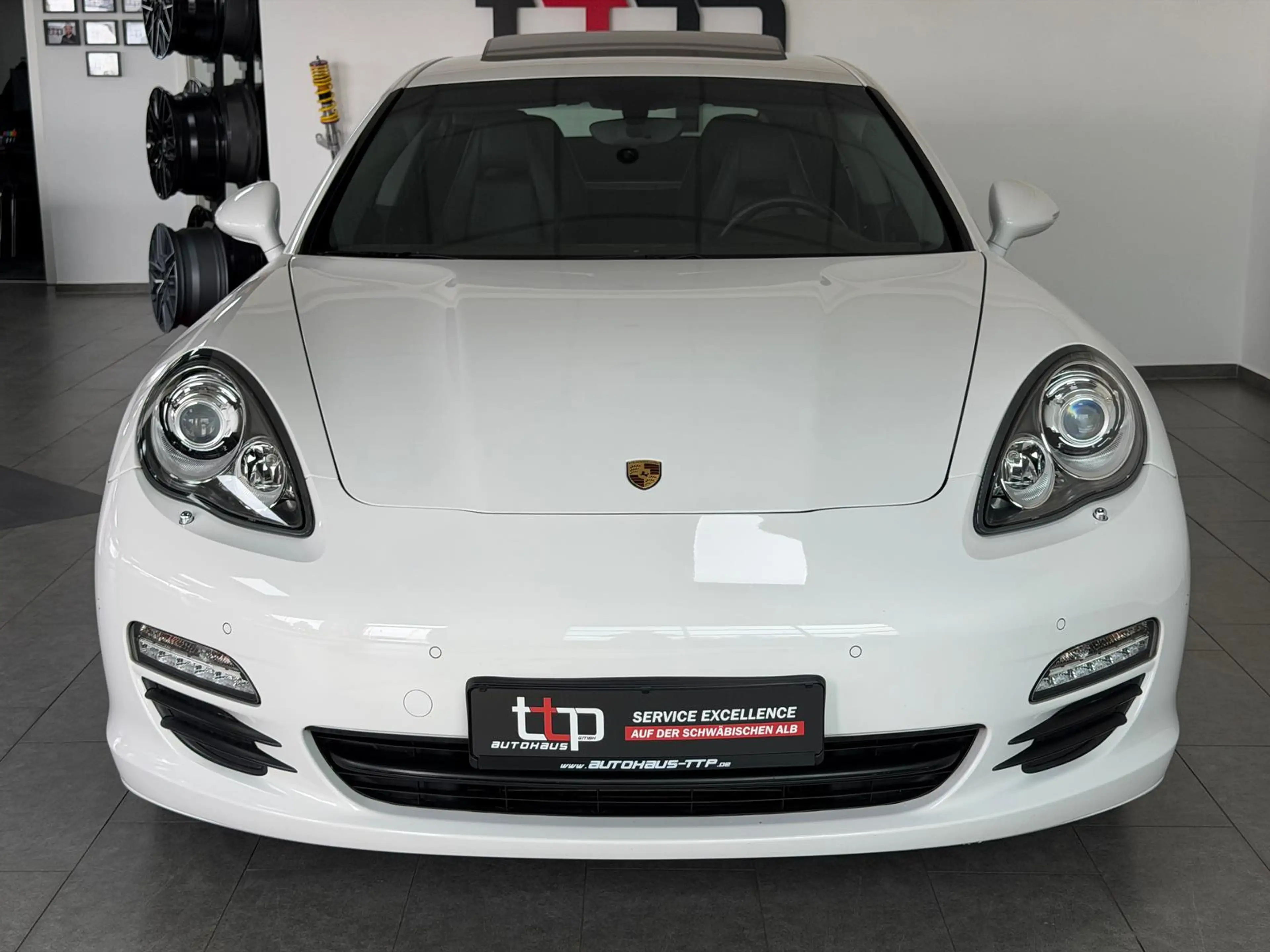 Porsche Panamera 3.6 aus 2.Hand BOSE 20 Zoll Bi-Xenon — photo 3