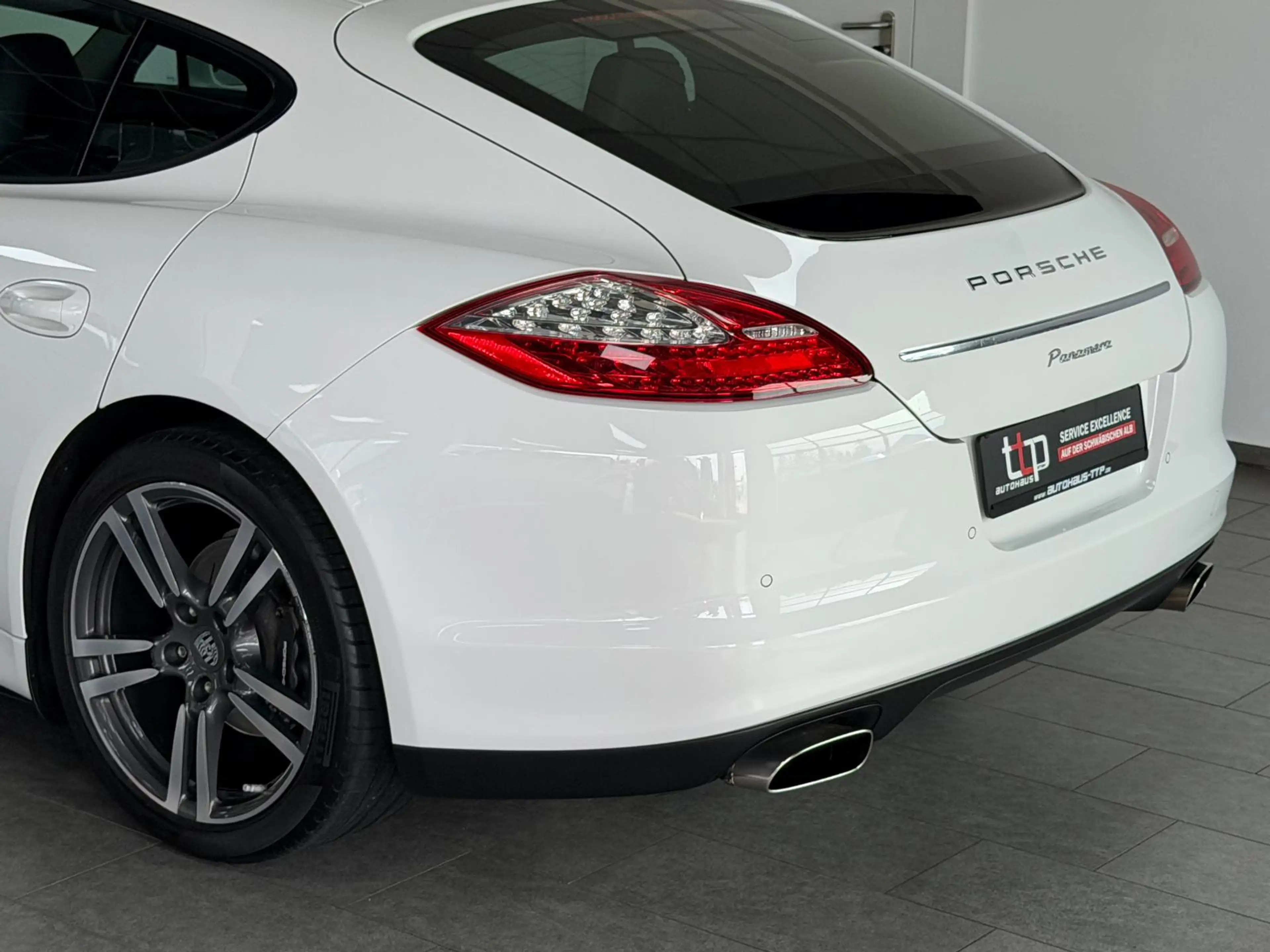 Porsche Panamera 3.6 aus 2.Hand BOSE 20 Zoll Bi-Xenon — photo 6