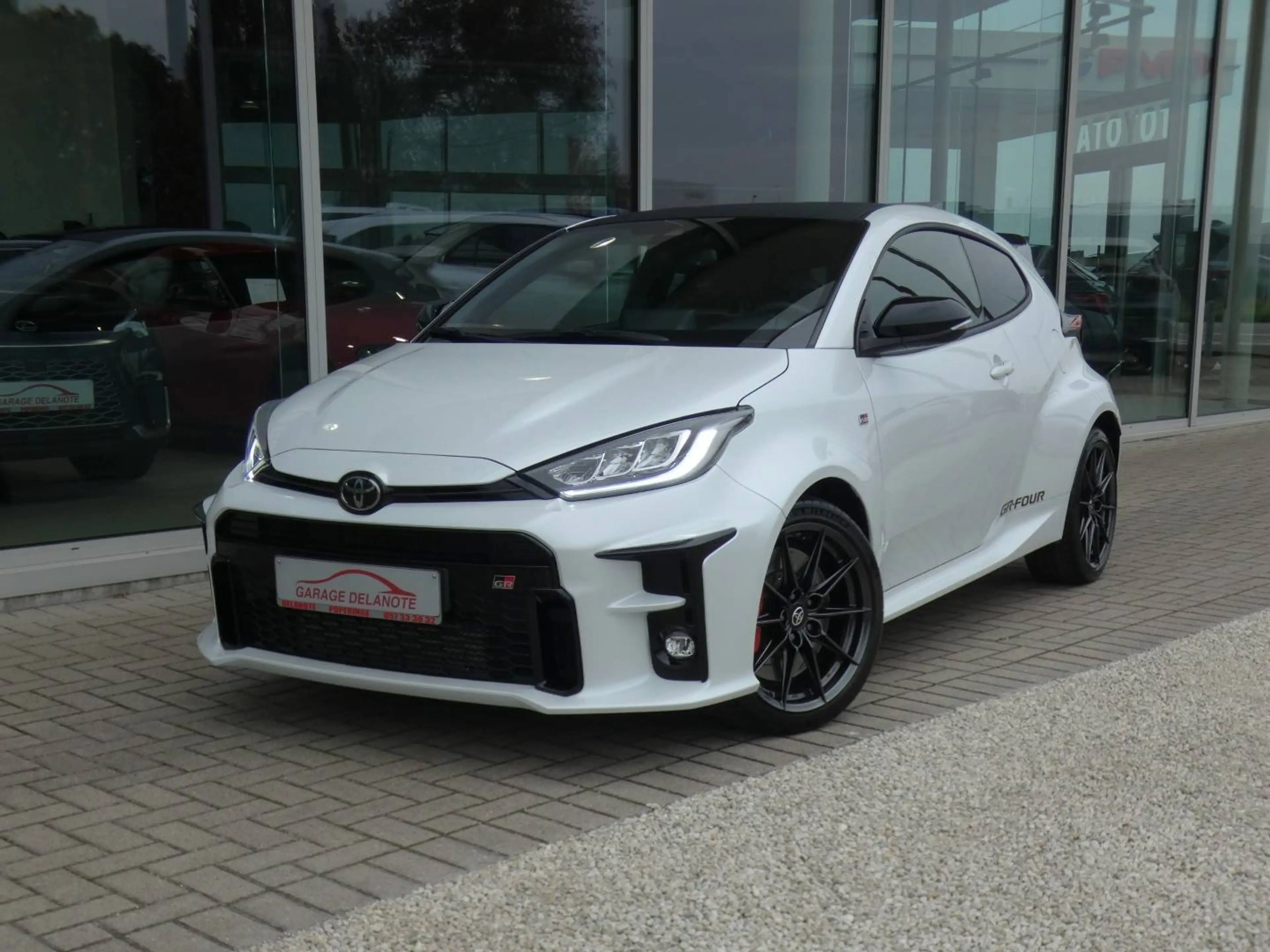 Toyota Yaris GR 1.6 Turbo 4x4 *High Performance* 261pk -Met onderhoudshistorie!- — photo 2