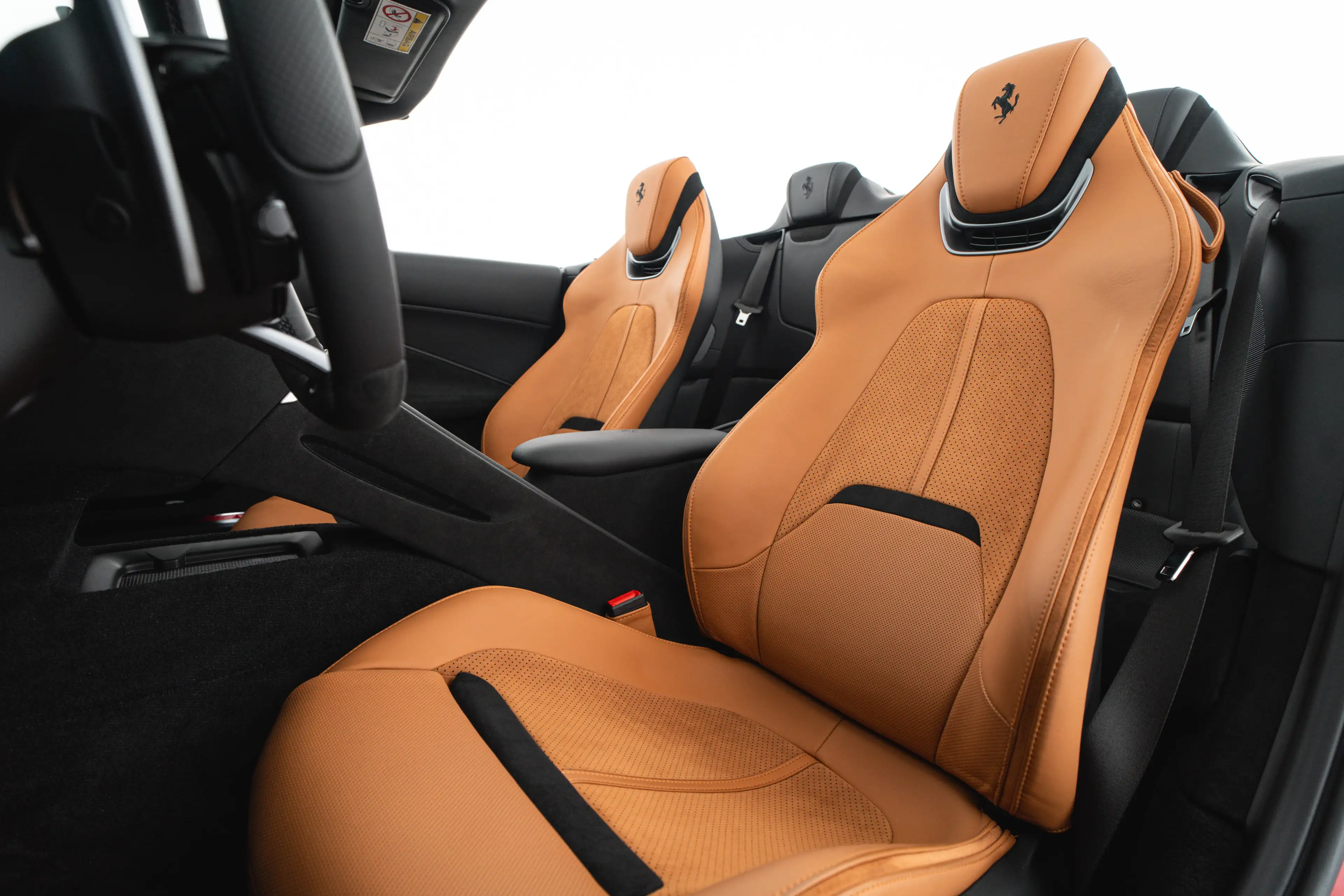 Ferrari Roma Roma Spider — photo 11