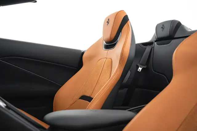 Ferrari Roma Roma Spider Ansicht 37