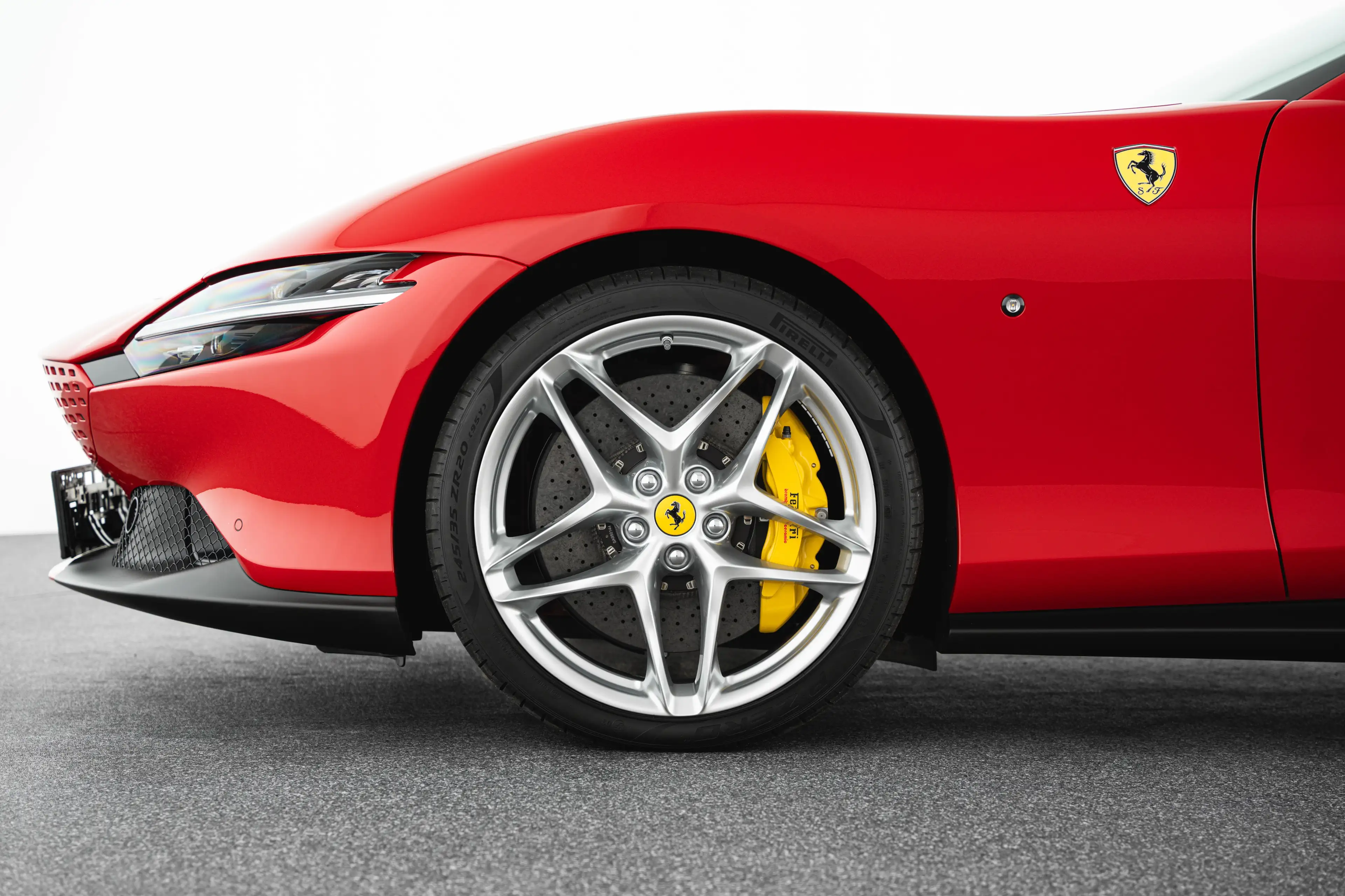 Ferrari Roma Roma Spider — photo 9