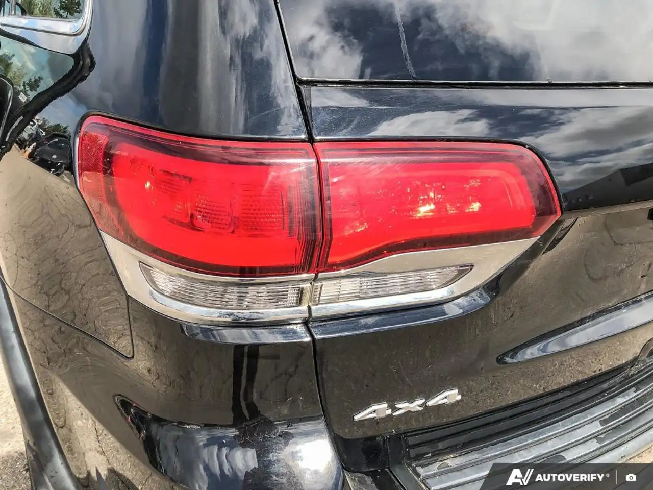 Jeep Grand Cherokee снимка Jeep Grand Cherokee