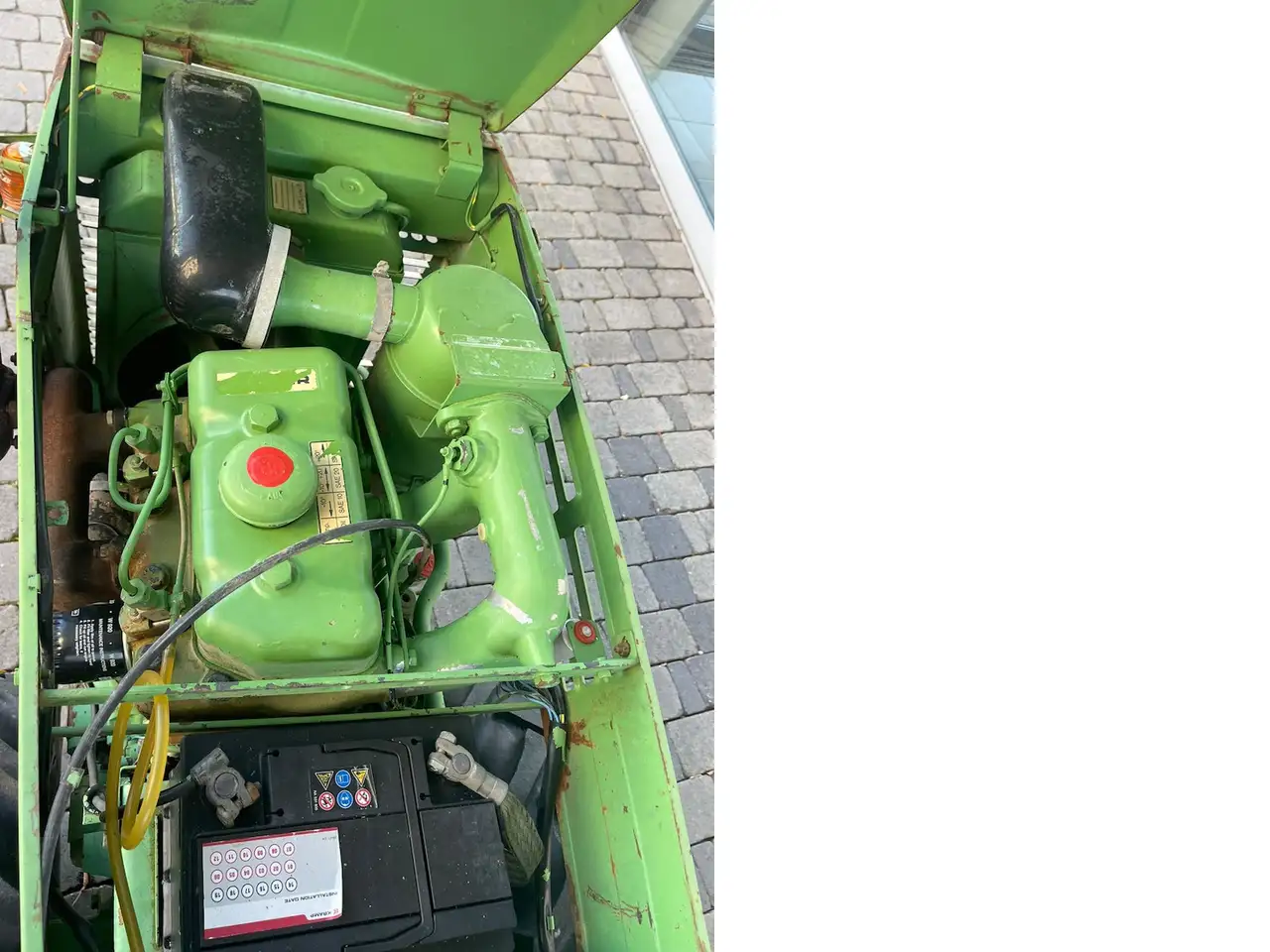 A 30 Allrad Schlepper mit Fräse und Rasenreifen, foto 9