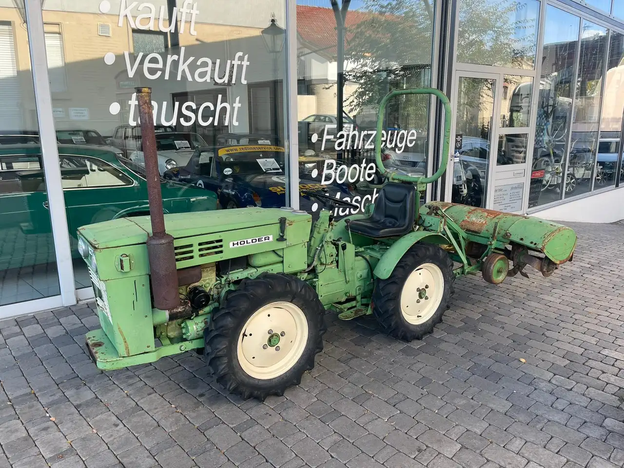 A 30 Allrad Schlepper mit Fräse und Rasenreifen, foto 3