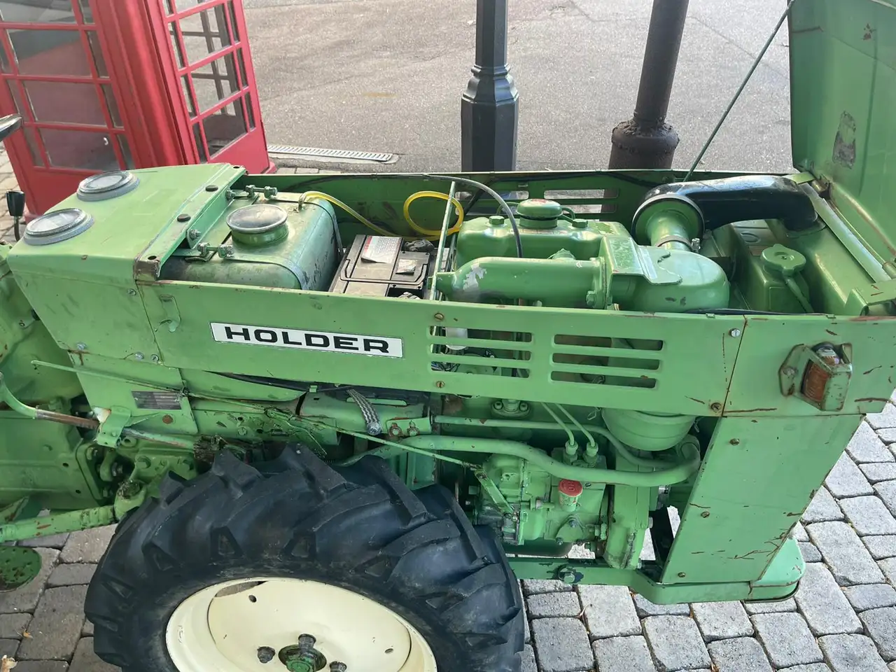 A 30 Allrad Schlepper mit Fräse und Rasenreifen, foto 10