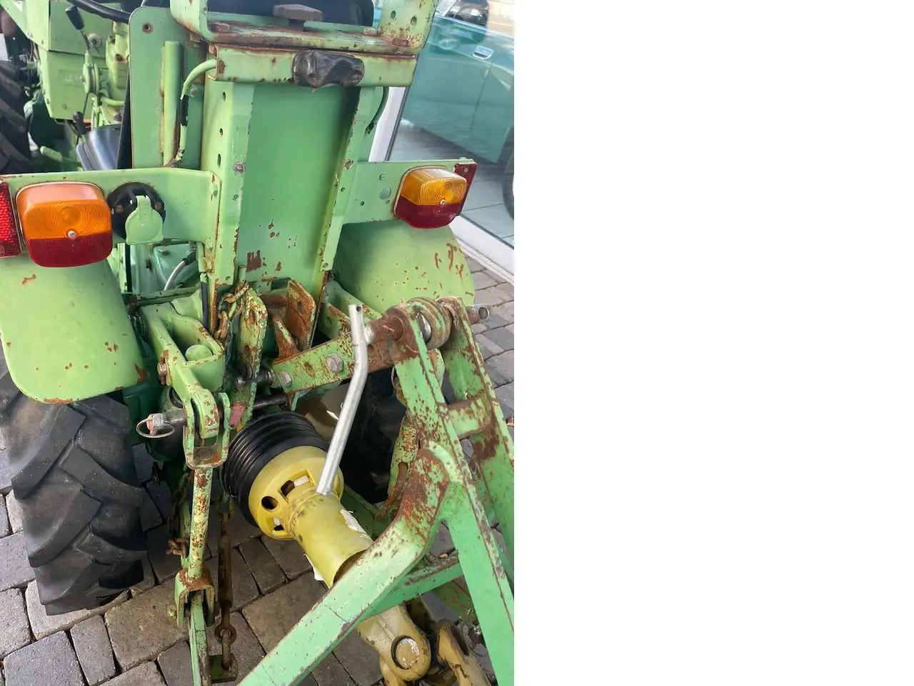 A 30 Allrad Schlepper mit Fräse und Rasenreifen, foto 7