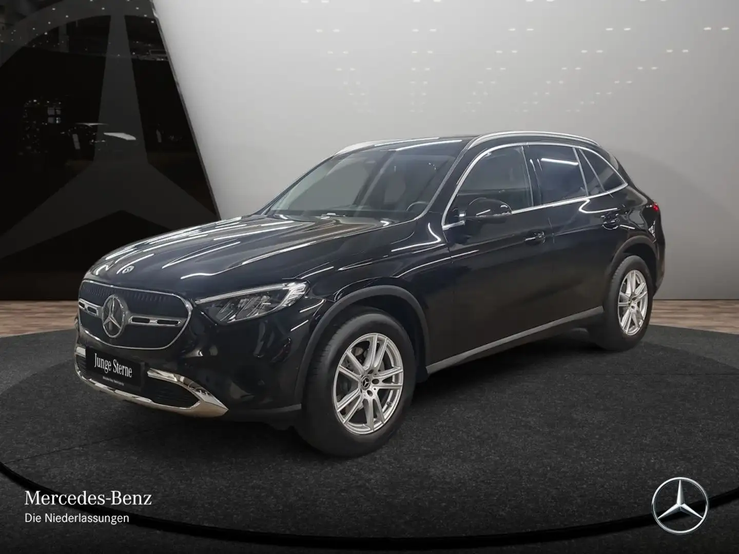 Mercedes-Benz GLC 200 4M AVANTG+AHK+LED+KAMERA+TOTW+KEYLESS+9G Schwarz - 2