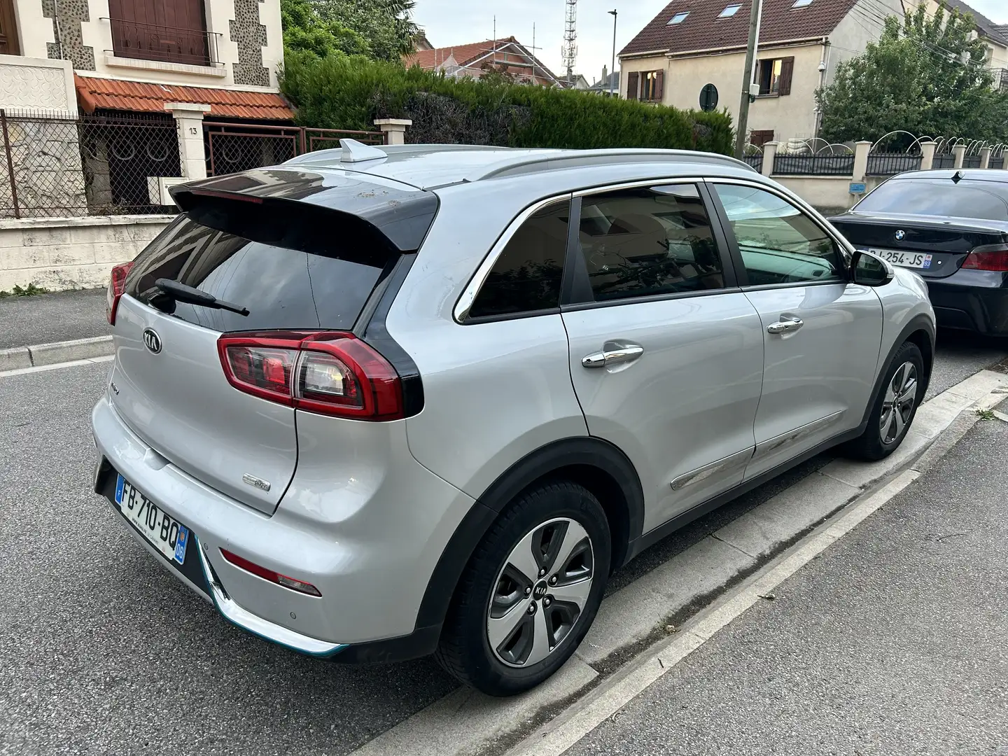 Kia Niro Premium Gris - 1